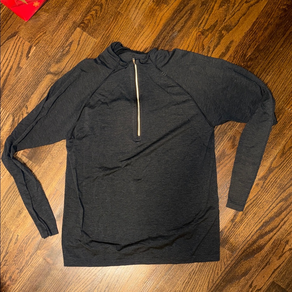 lululemon athletica Men's Long Sleeve Half-Zip Pullover in Dark Charcoal